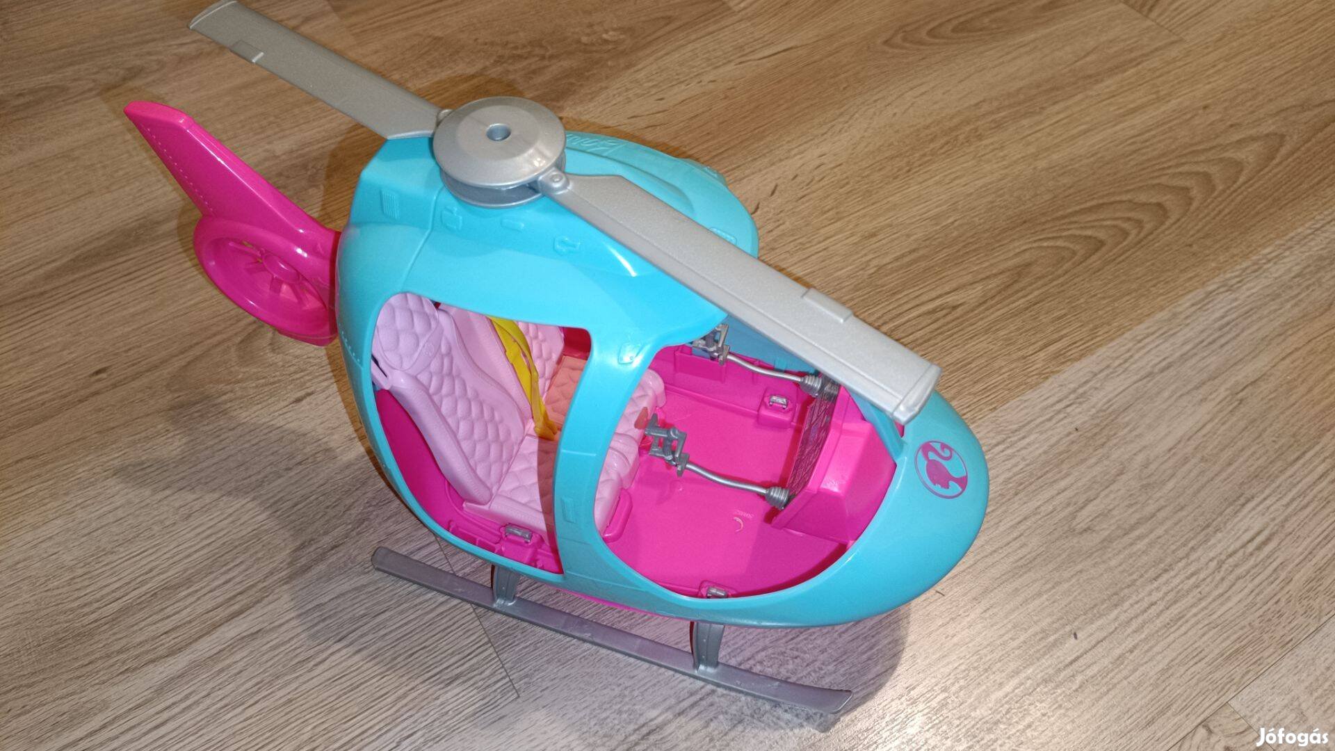 Barbie helikopter