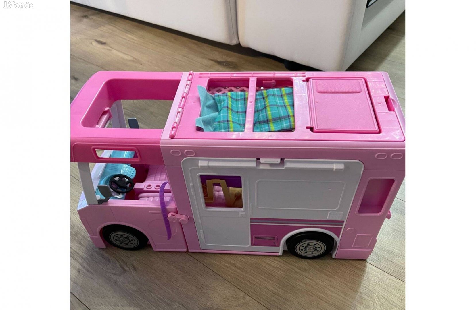 Barbie lakókocsi tartozékokkal