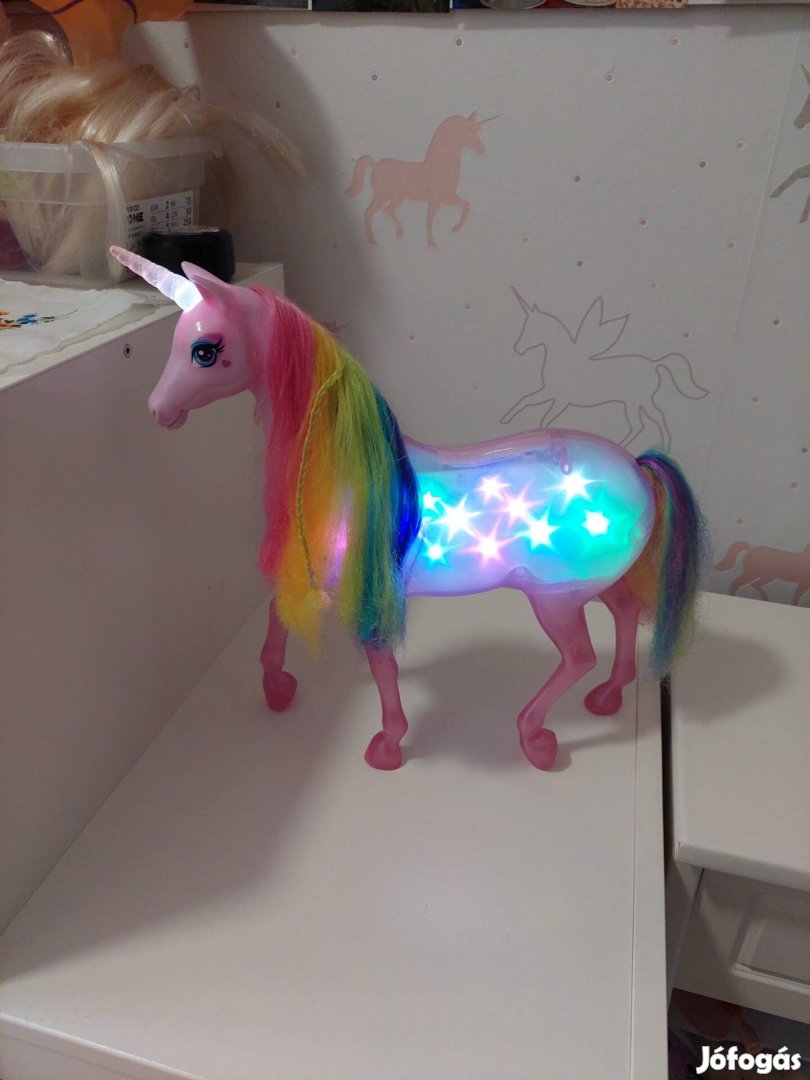 Barbie ló, unikornis, világít,  zenél