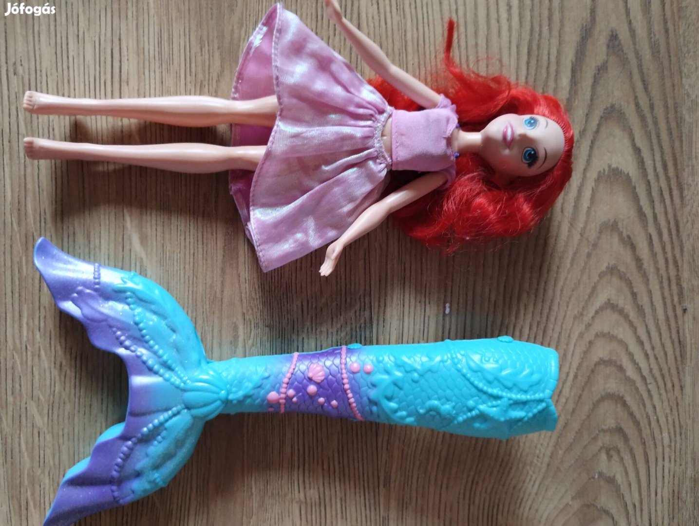 Barbie méretű Ariel sellő baba