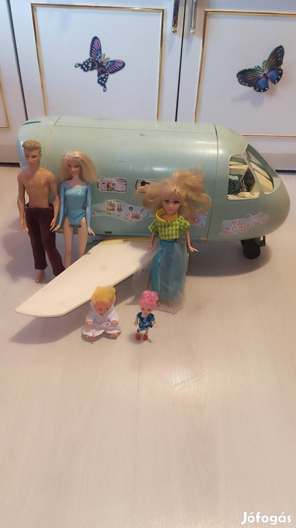 Barbie repülő Ajándék: barbi babákkal