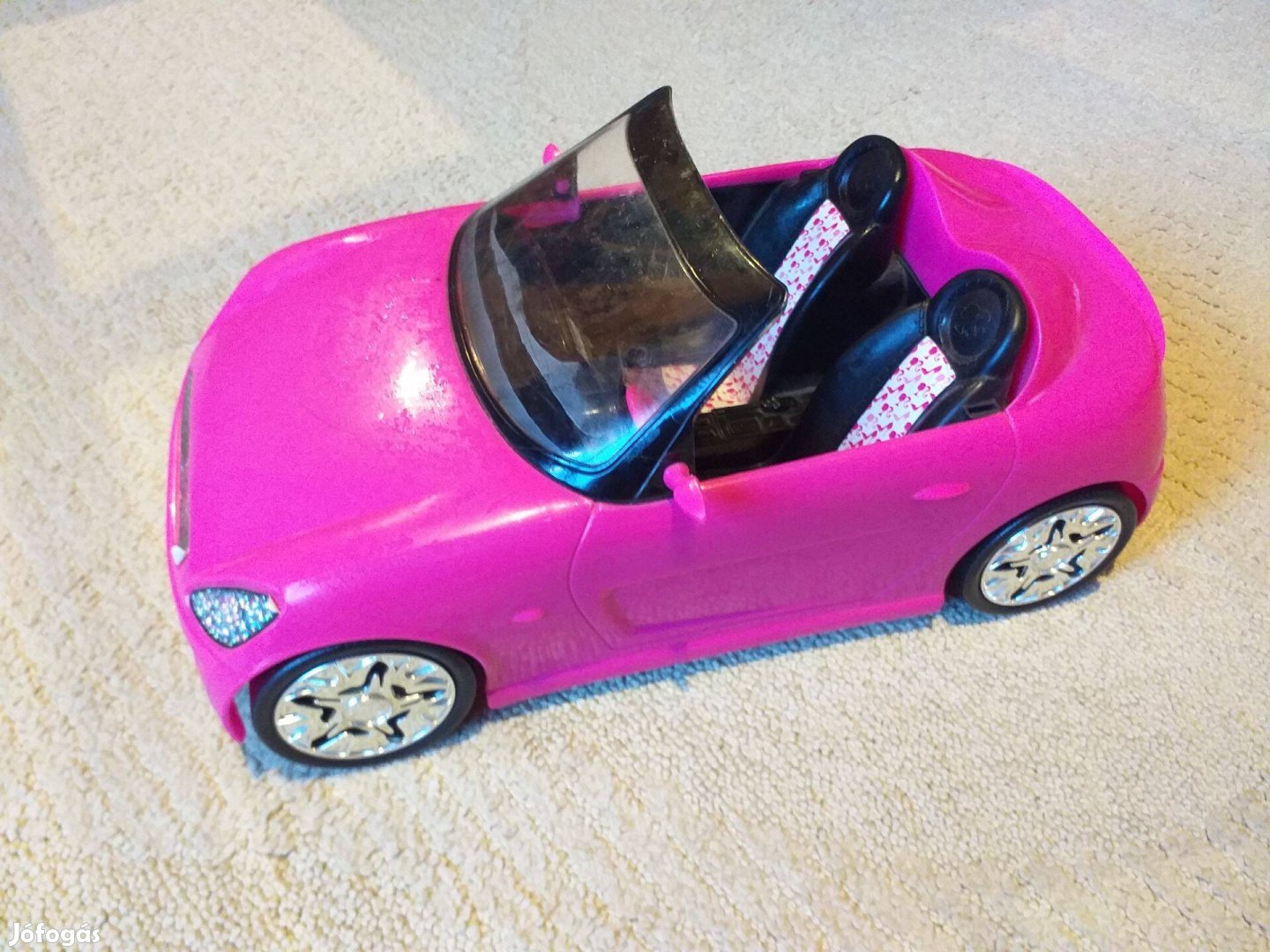 Barbie sportautó