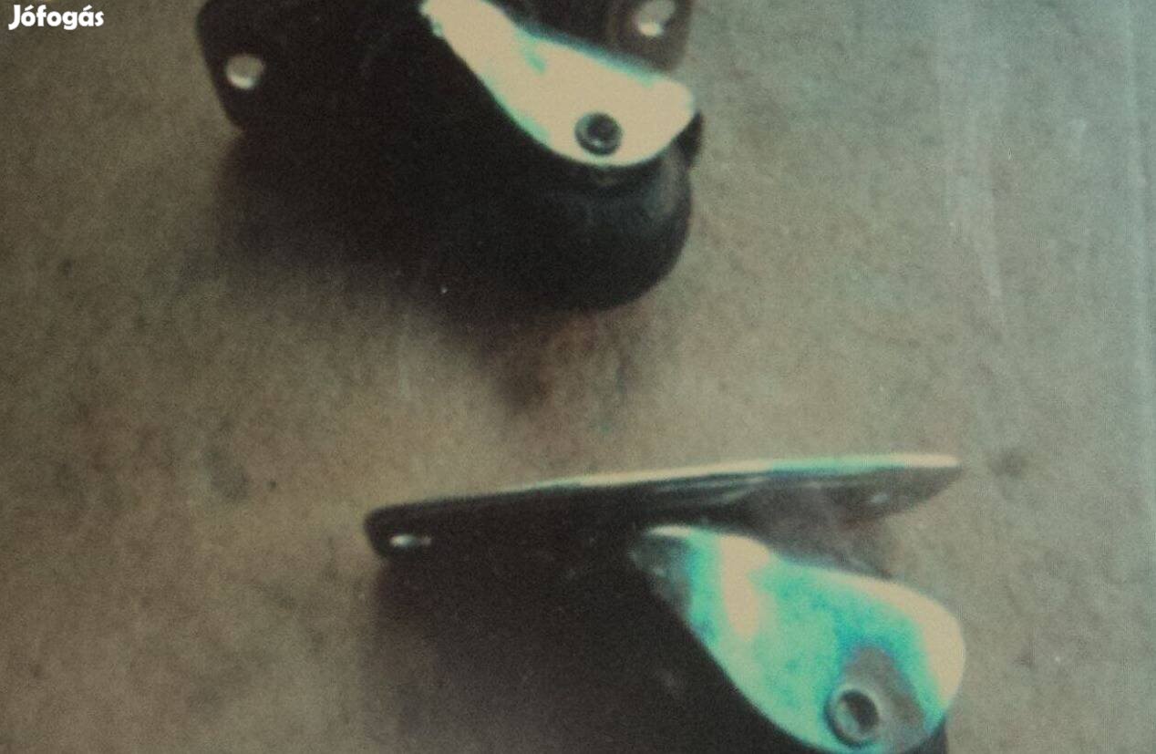 Barkácsolóknak Kerék pl. utazó bőrönd aljára