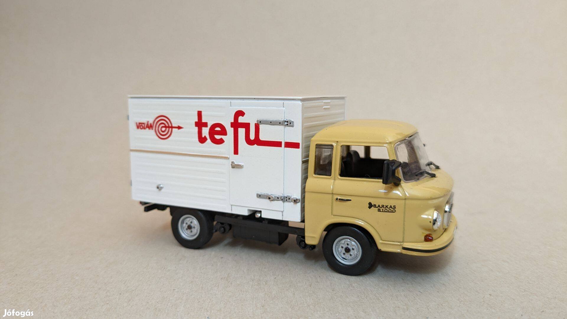 Barkas B1000 Volán Tefu dobozos 1:43, 1/43