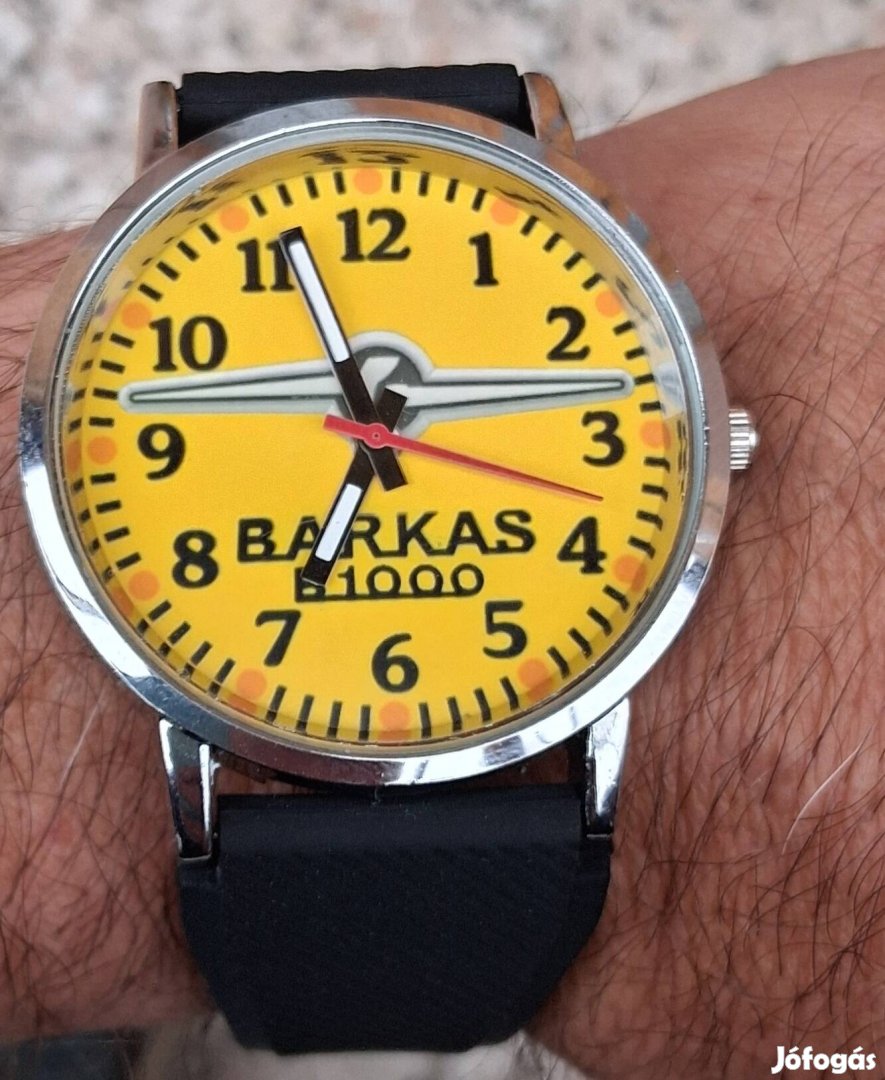 Barkas B1000 óra.
