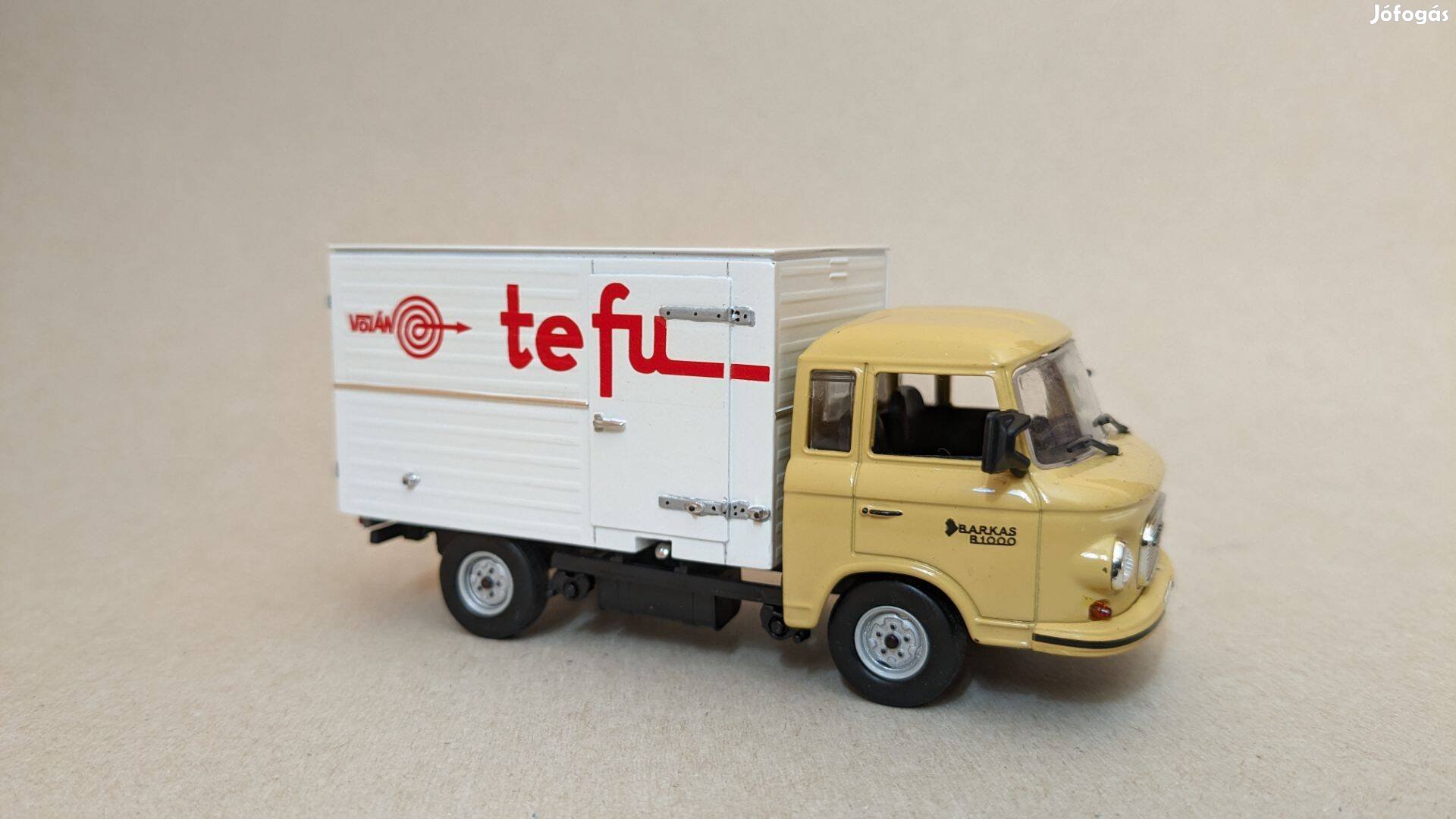 Barkas b1000 Volán Tefu dobozos 1:43 1/43