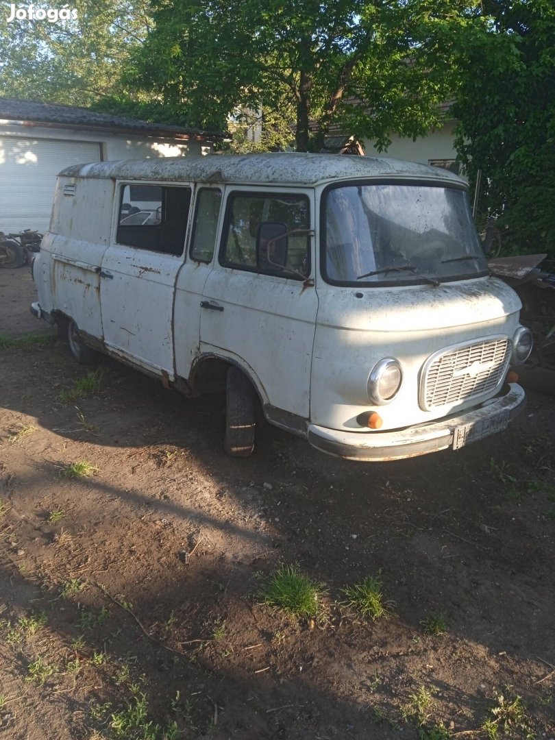 Barkas eladó cserélhető 