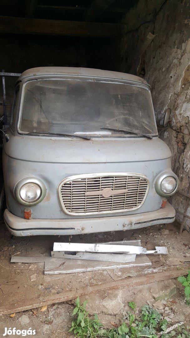 Barkas platós eladó