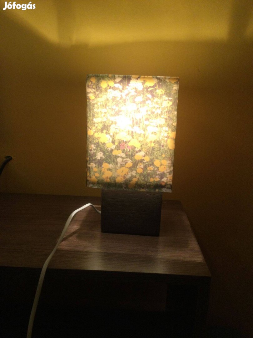 Barna Mataro asztali lámpa + "virágos rét" hangulaternyő