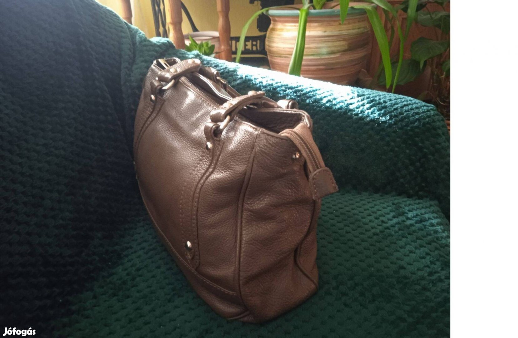 Barna, valódi bőr táska, válltáska