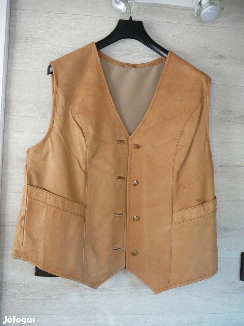 Barna bőr mellény