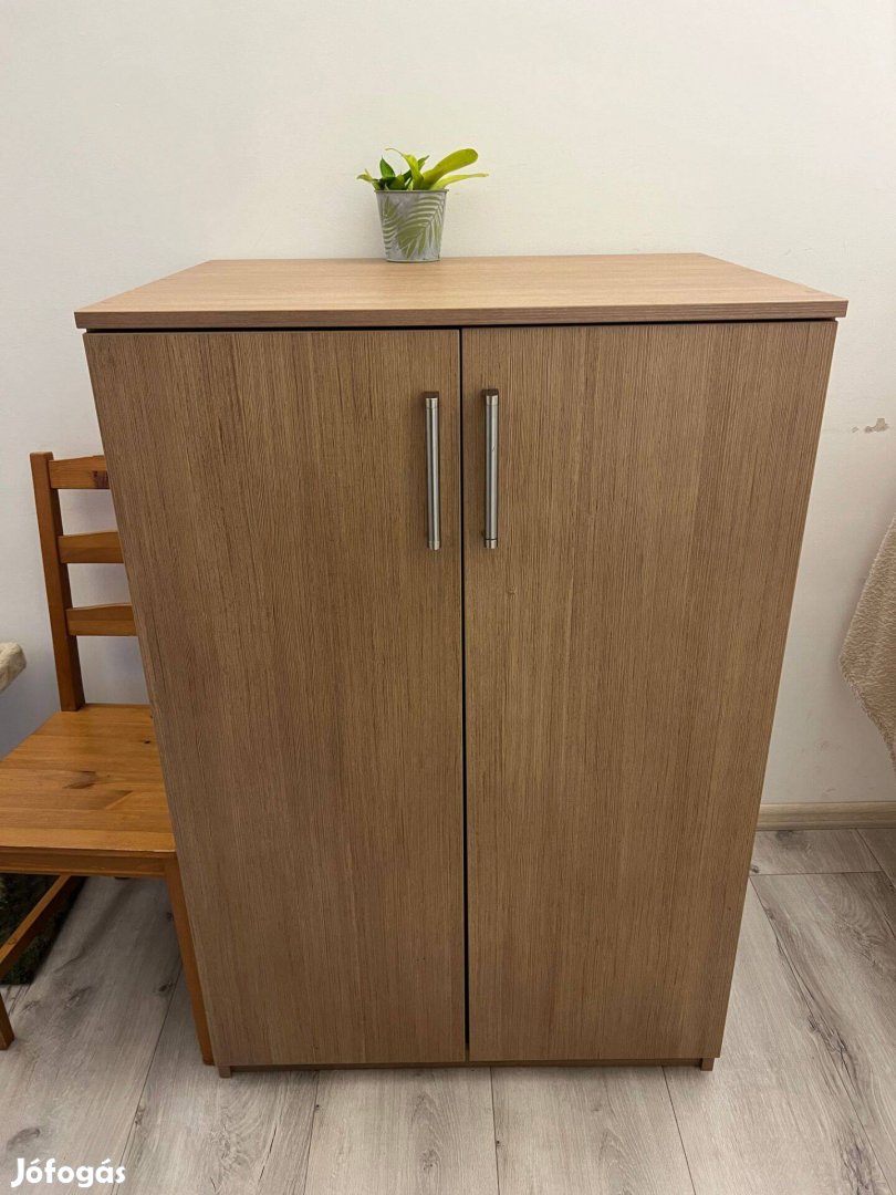 Barna fa polcos szekrény 80x60x120 cm