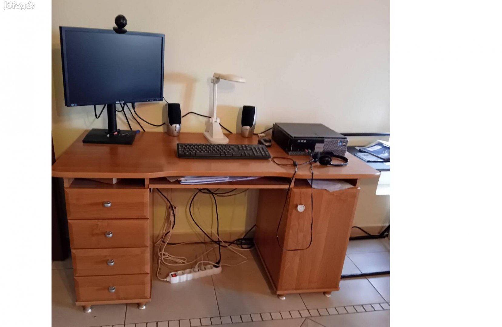 Barna használt számítógép asztal eladó