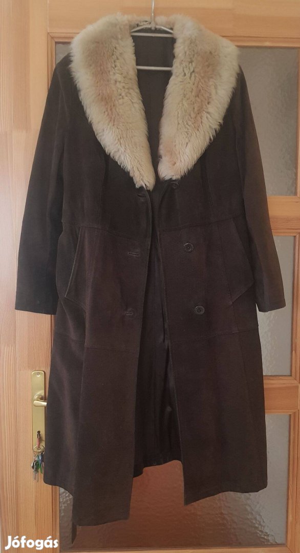 Barna női bunda, prém gallérral 20260322