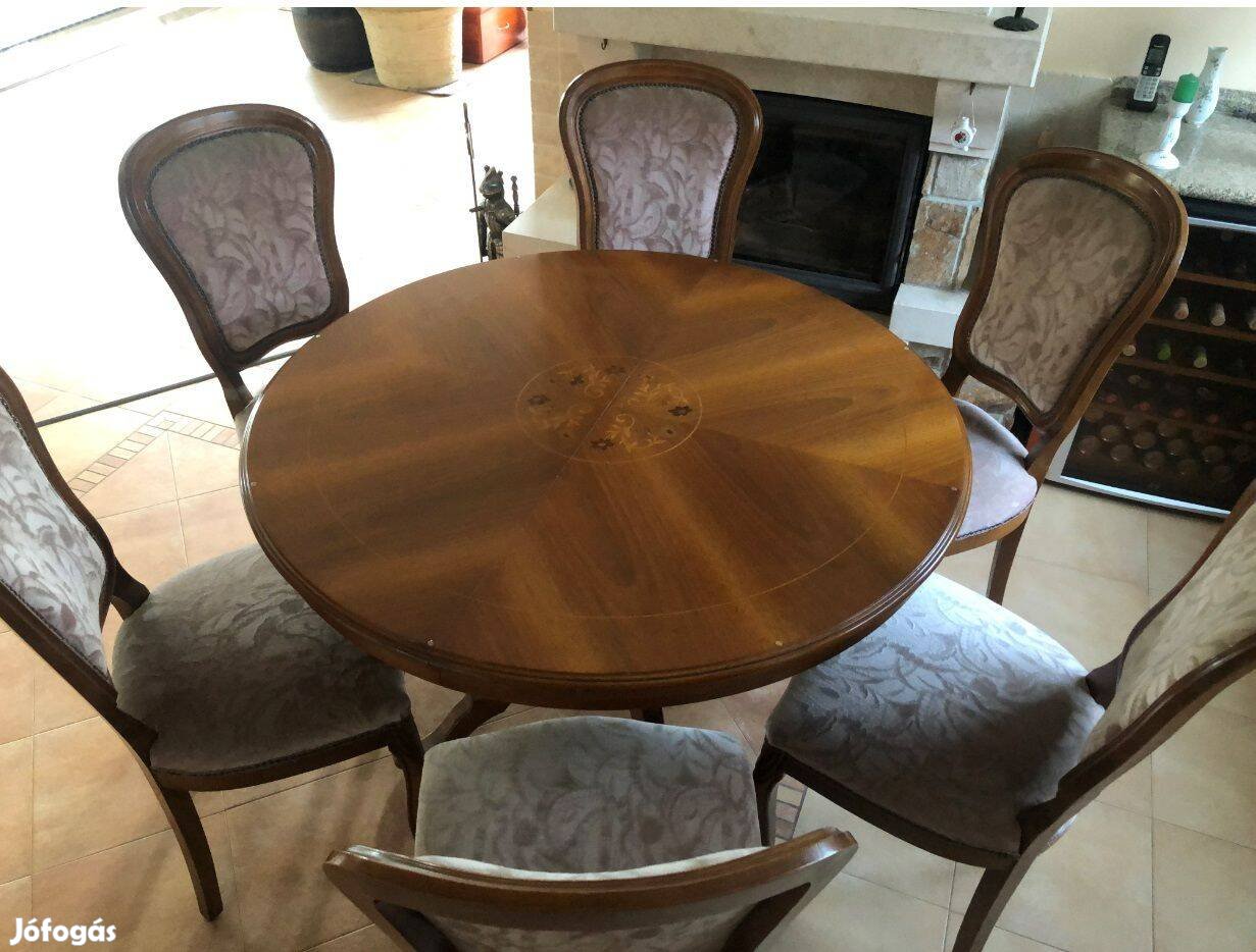 Barokk jellegű, olasz étkezőasztal, 6 hozzá illő székkel