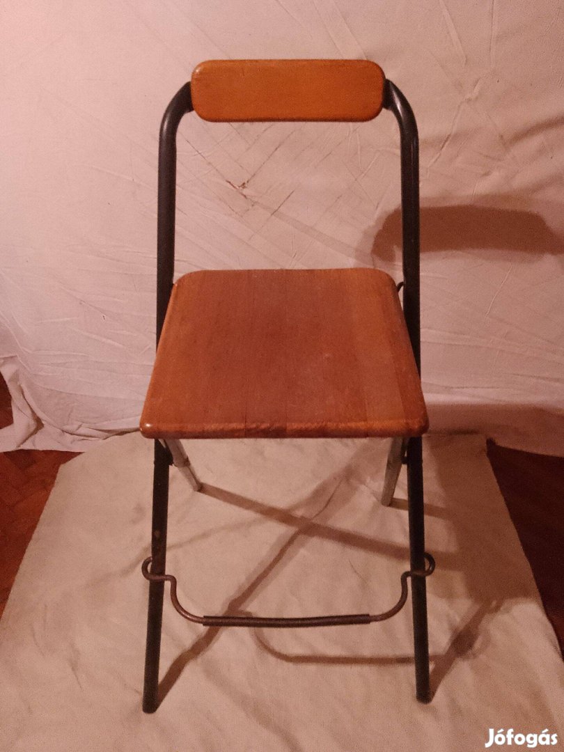 Bárszék összecsukható.Retro