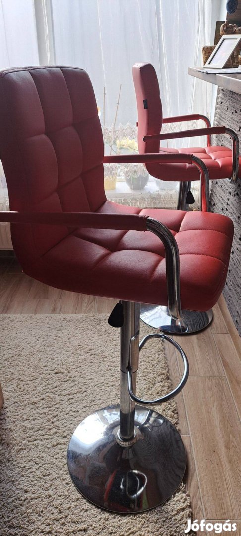 Bárszékek eladók sérúlés mentes 18ezer per db