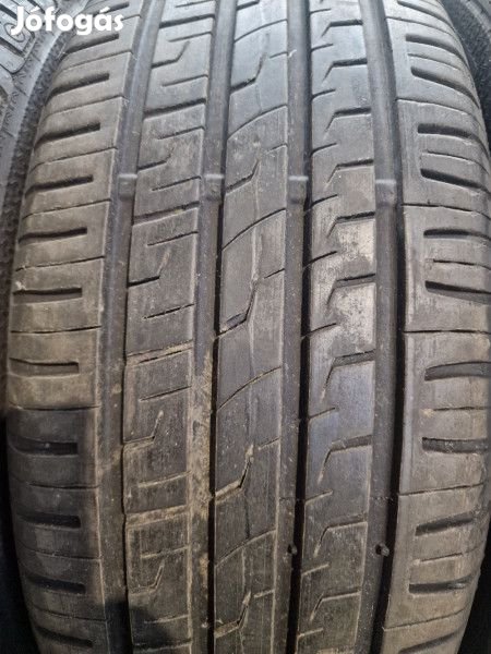 Barum 205/55R16 BRAVURIS3 7mm DOT16 használt gumi HG13860 nyári