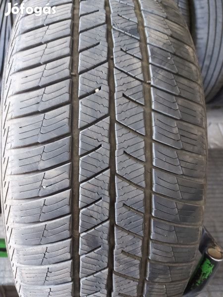 Barum 225/55R17 POLARIS5 4.5-5mm DOT18 használt gumi HG8813 téli