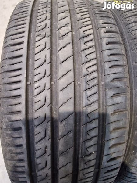 Barum 245/45R18 BRAVURIS5 6mm DOT19 használt gumi HG13861 nyári