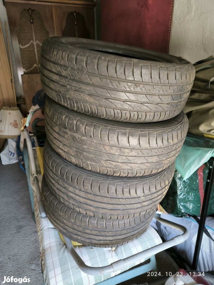 Barum Bravuris2 195/60 R15 nyári szett