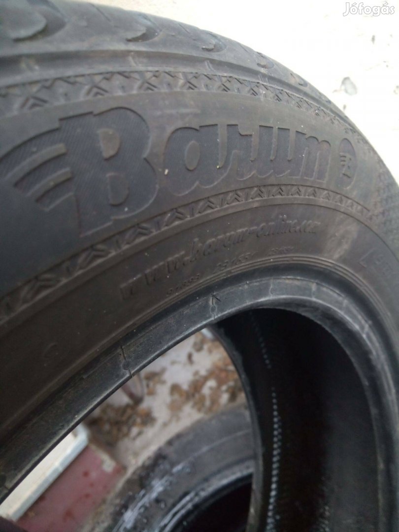 Barum Bravuris 205/55 R16 V téli gumi eladó!