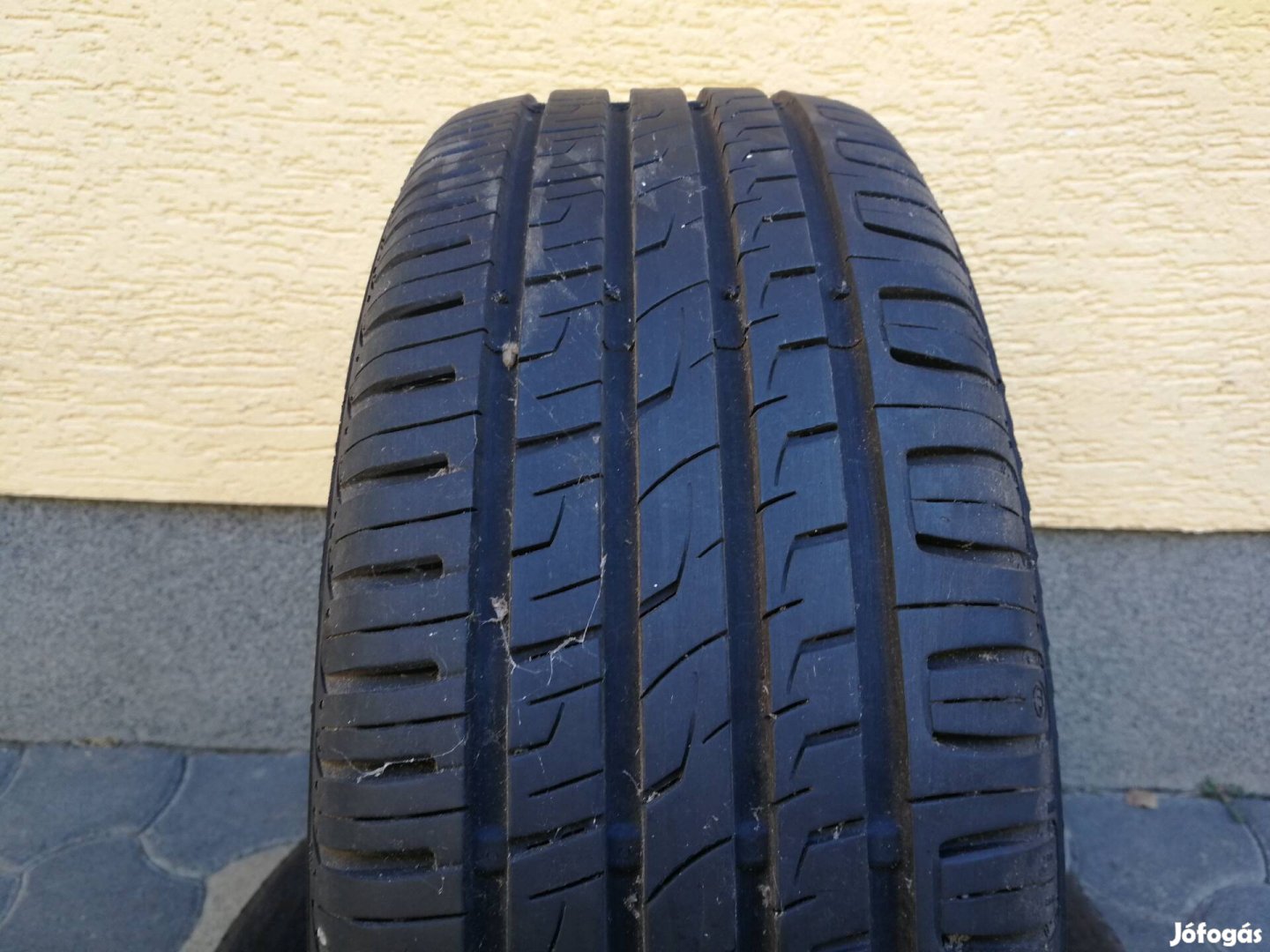 Barum Bravuris 3 195-55-15 2db ár/db