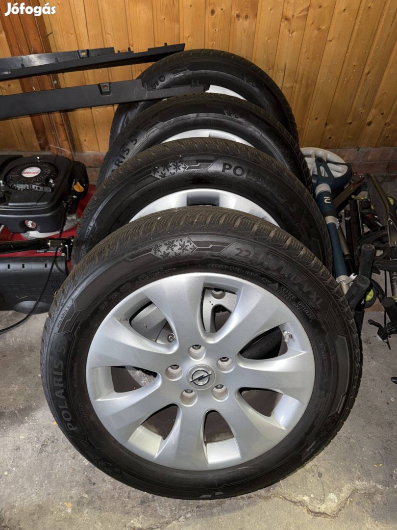 Barum Polaris 5 225/55R17 DOT 2822 ET43 5x115 70,3mm 7x17