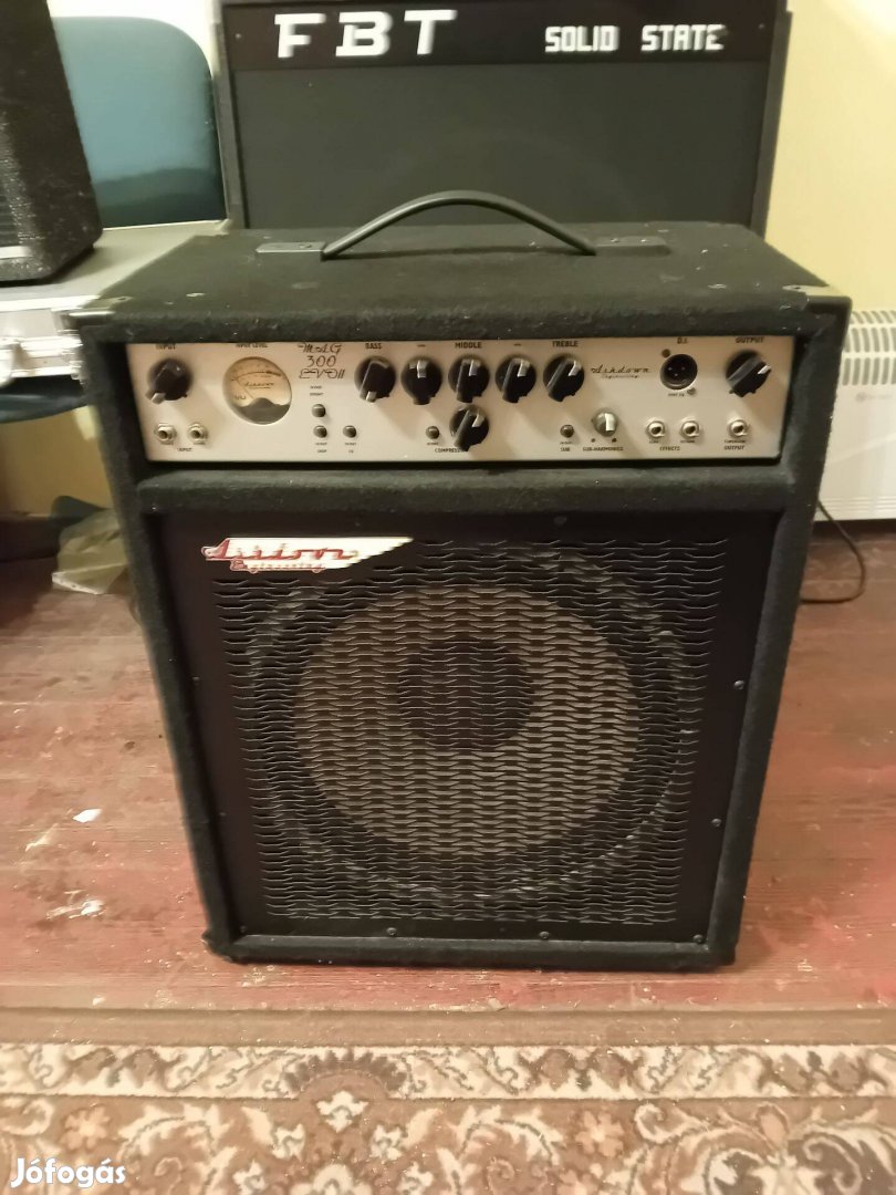 Basszuserősítő. Ashdown MAG.300 Evo II.Eladó