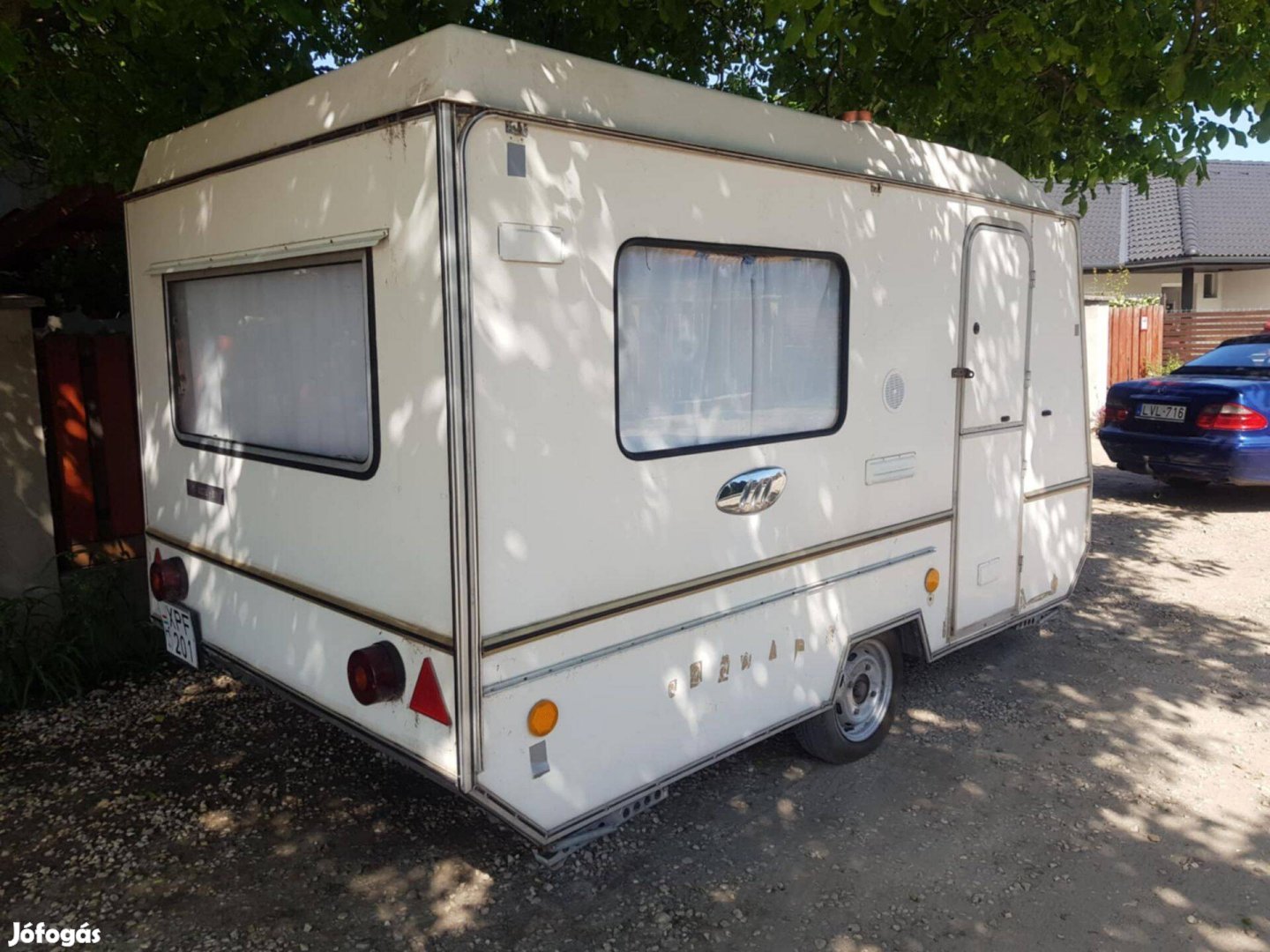 Bastei 351 lakokocsi friss muszakis, elősátorral, akar leszallitassal