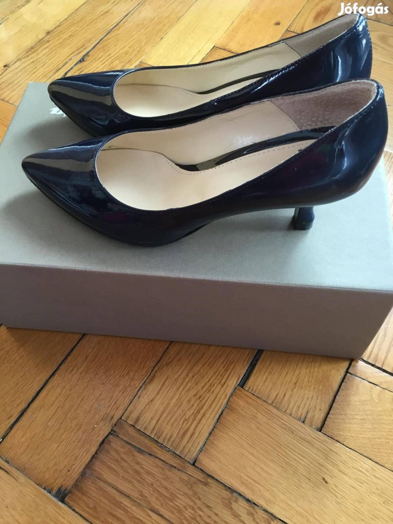 Bata elegáns női körömcipő 36-os