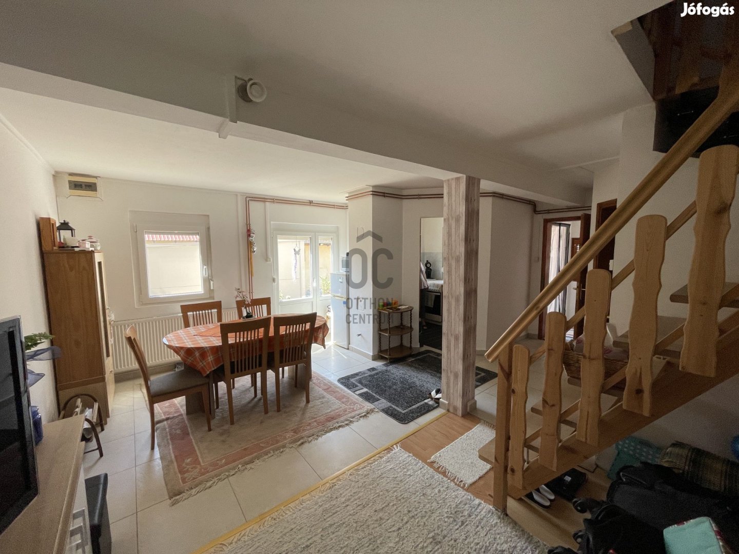 Bátaszéki eladó könnyűszerkezetes családi ház