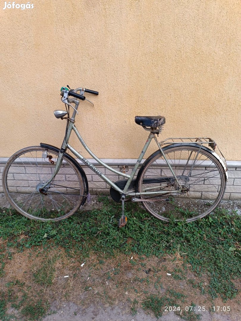 Batavus Touring, női vázas Trekking kerékpár 