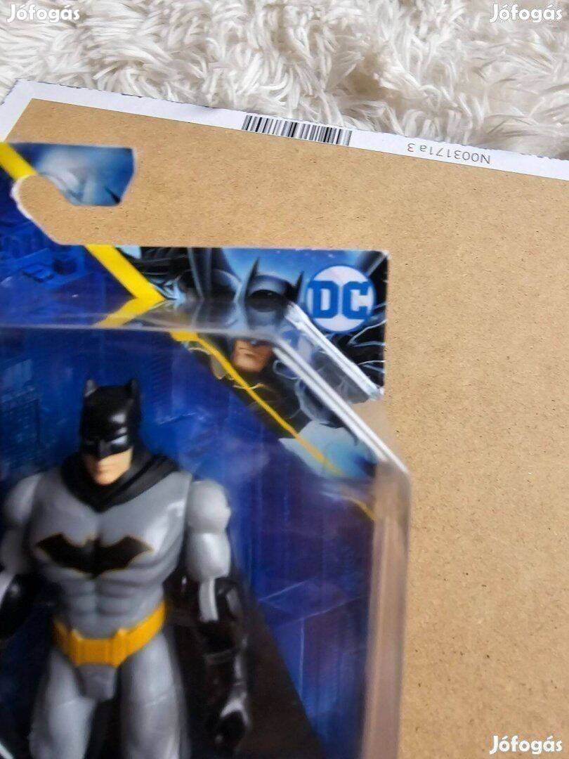 Batman Figure & 3 Surprise Accessories figura új dobozos