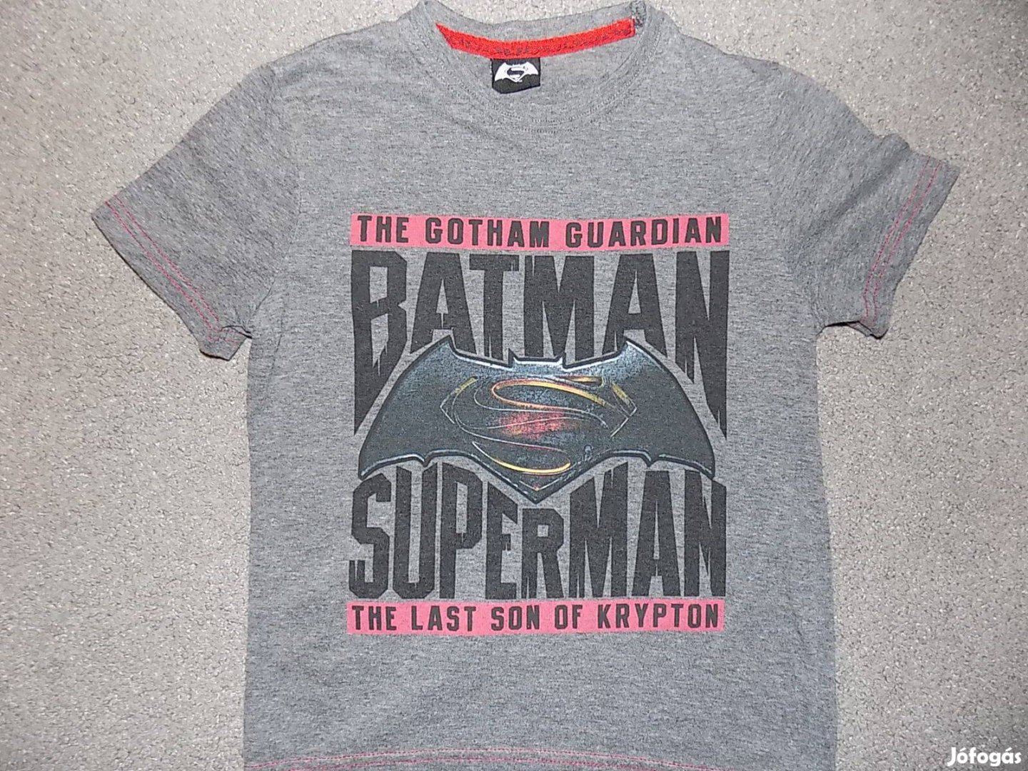 Batman Superman ellen pamut póló 7-8 évesre