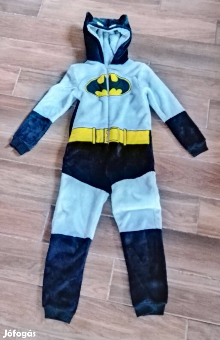 Batman jelmez 134 - 140 - es méret farsangra