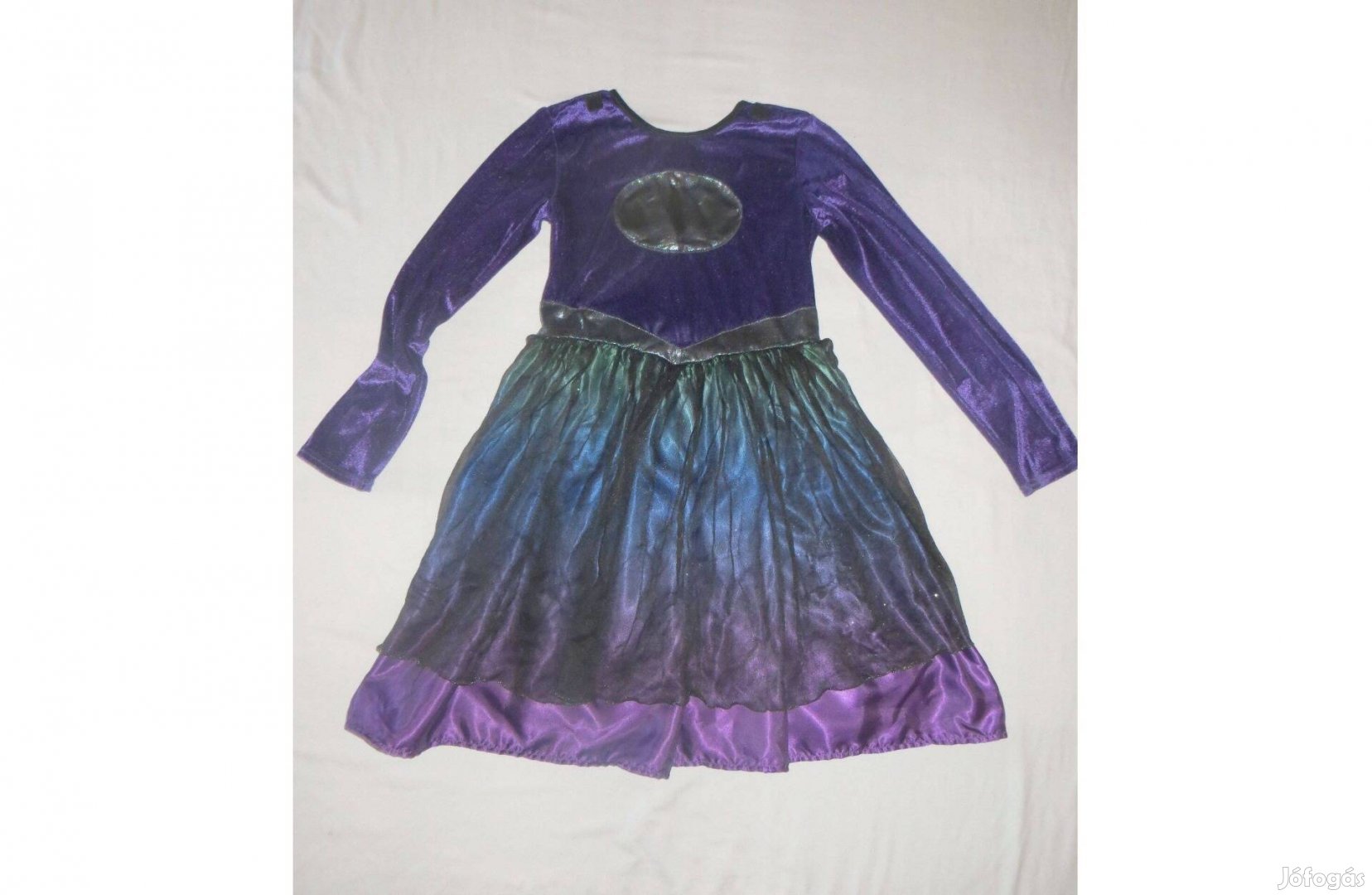 Batman jelmez ruha lánynak 11 - 12 év 146 - 152 cm h: 80 cm mb: 74-94