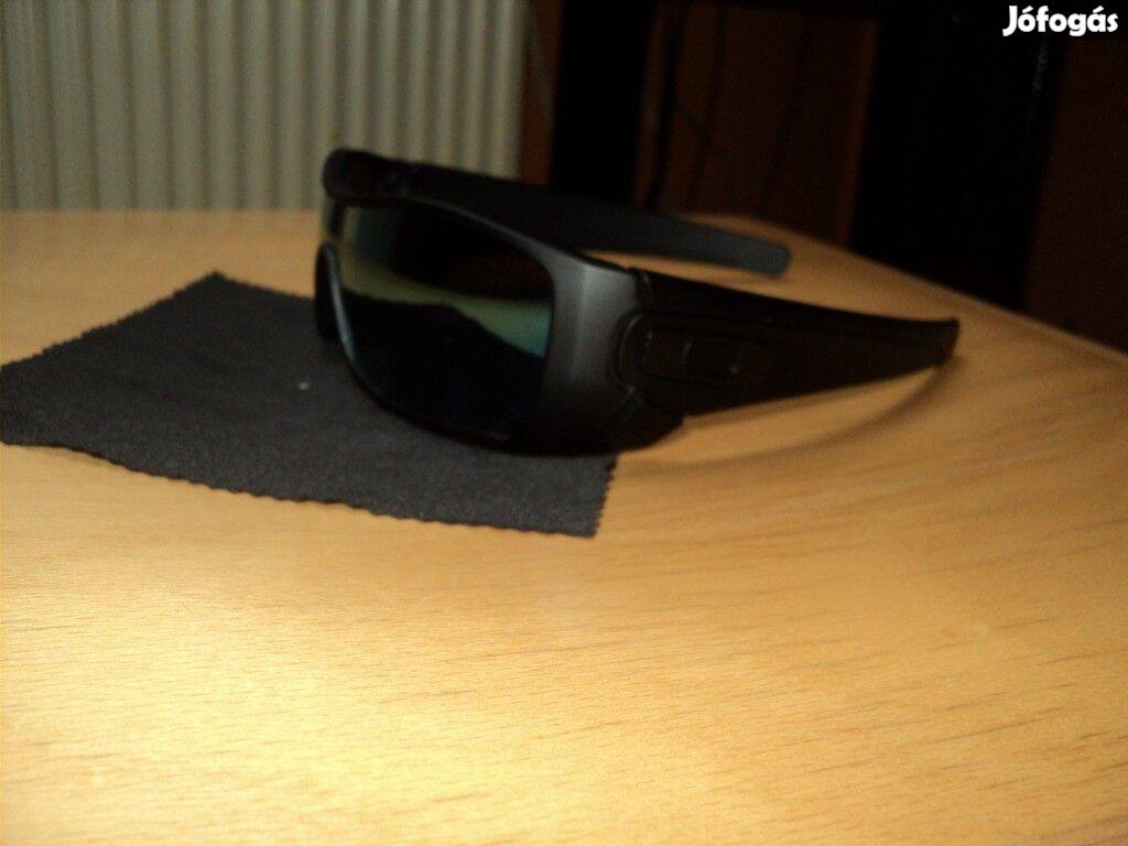 Batwolf férfi oakley napszemüveg