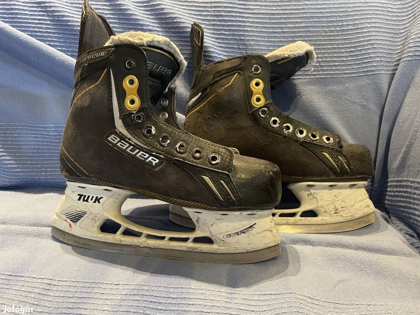 Bauer Supreme One6 hokikorcsolya 35 méret 