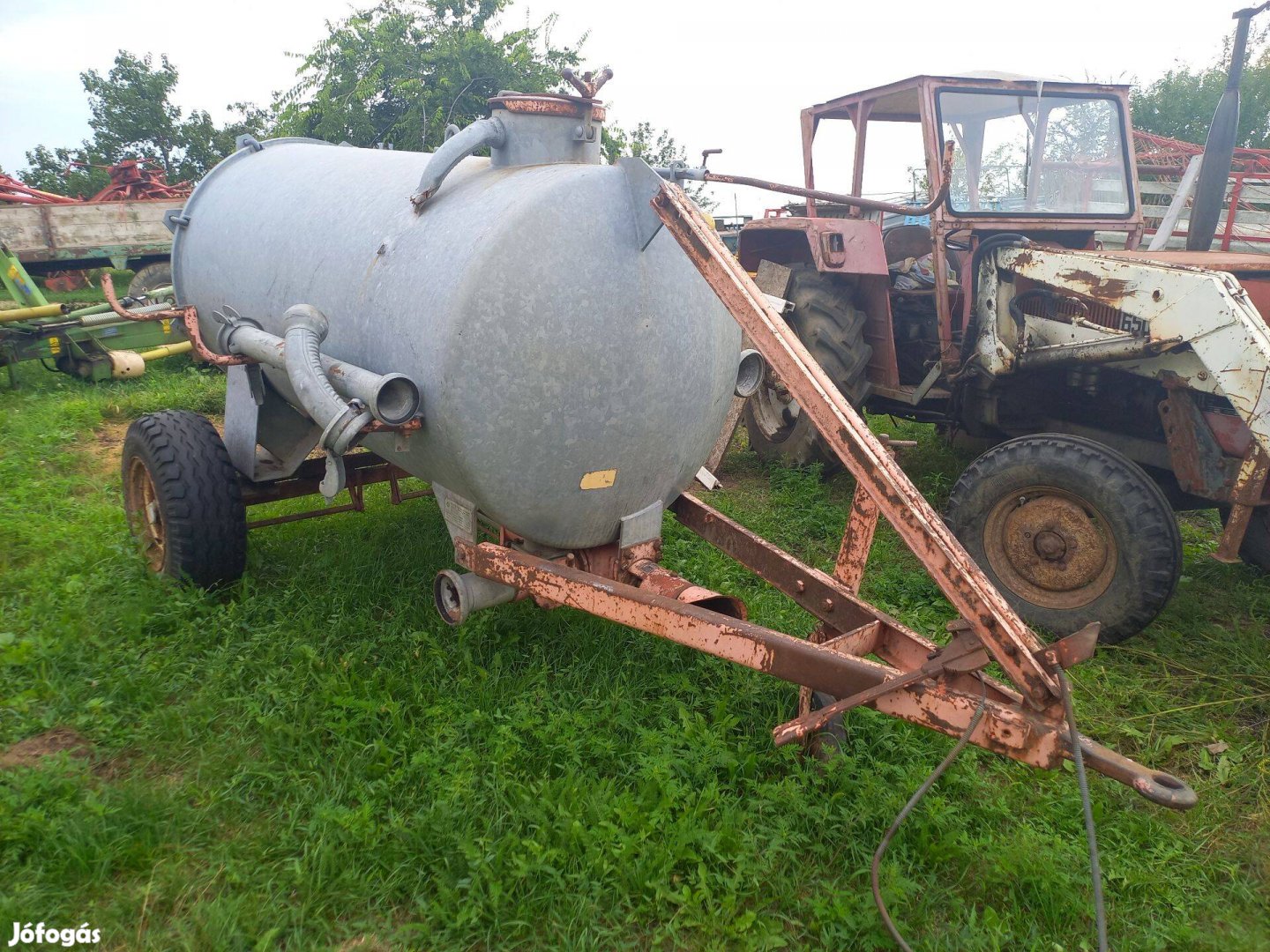 Bauer szippantó pótkocsi 2200 L