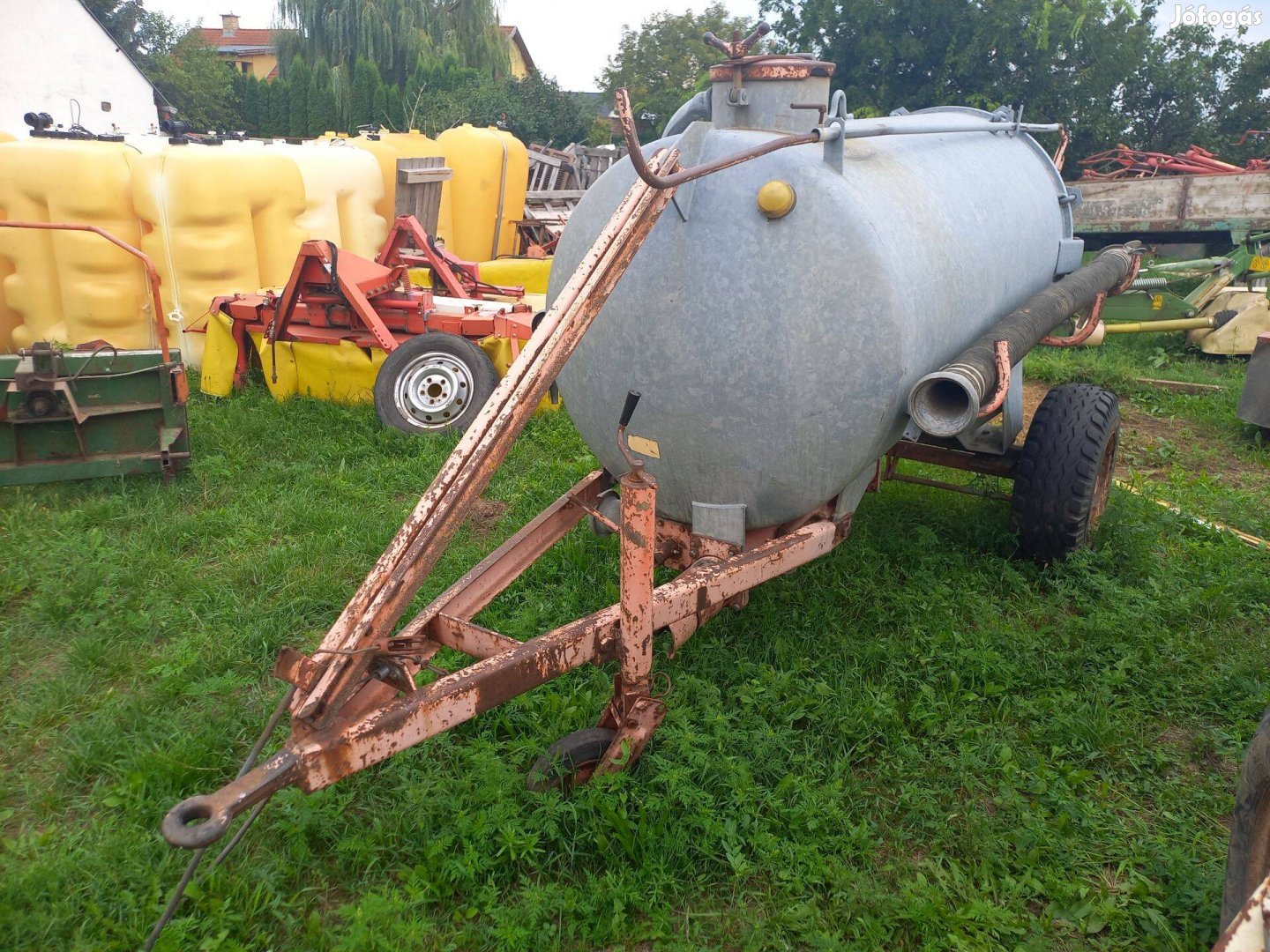 Bauer szippantó pótkocsi 2200 L