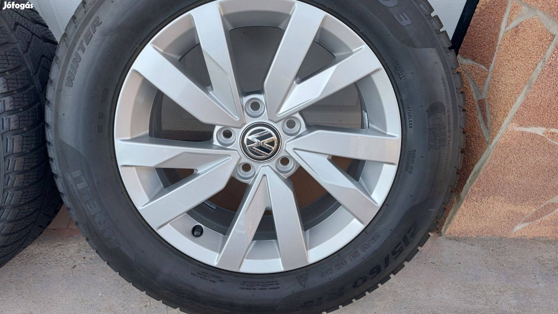 Bbb 2 Gyári VW Passat B8 3G Aragon/ 16" alufelni Téli gumikkal
