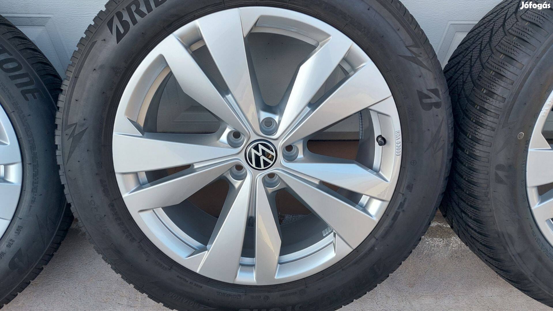 Bbb Gyári ,19" VW ID.5-ID.4 /Loen/ alufelni, kétszéles téligumik