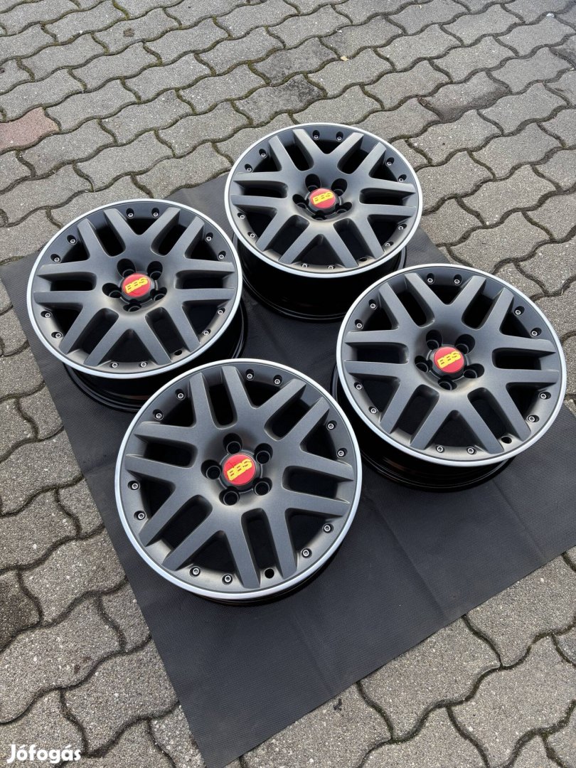 Bbs rs825 6,5x16 et45 5x100 gyari ketreszes vw alufelni