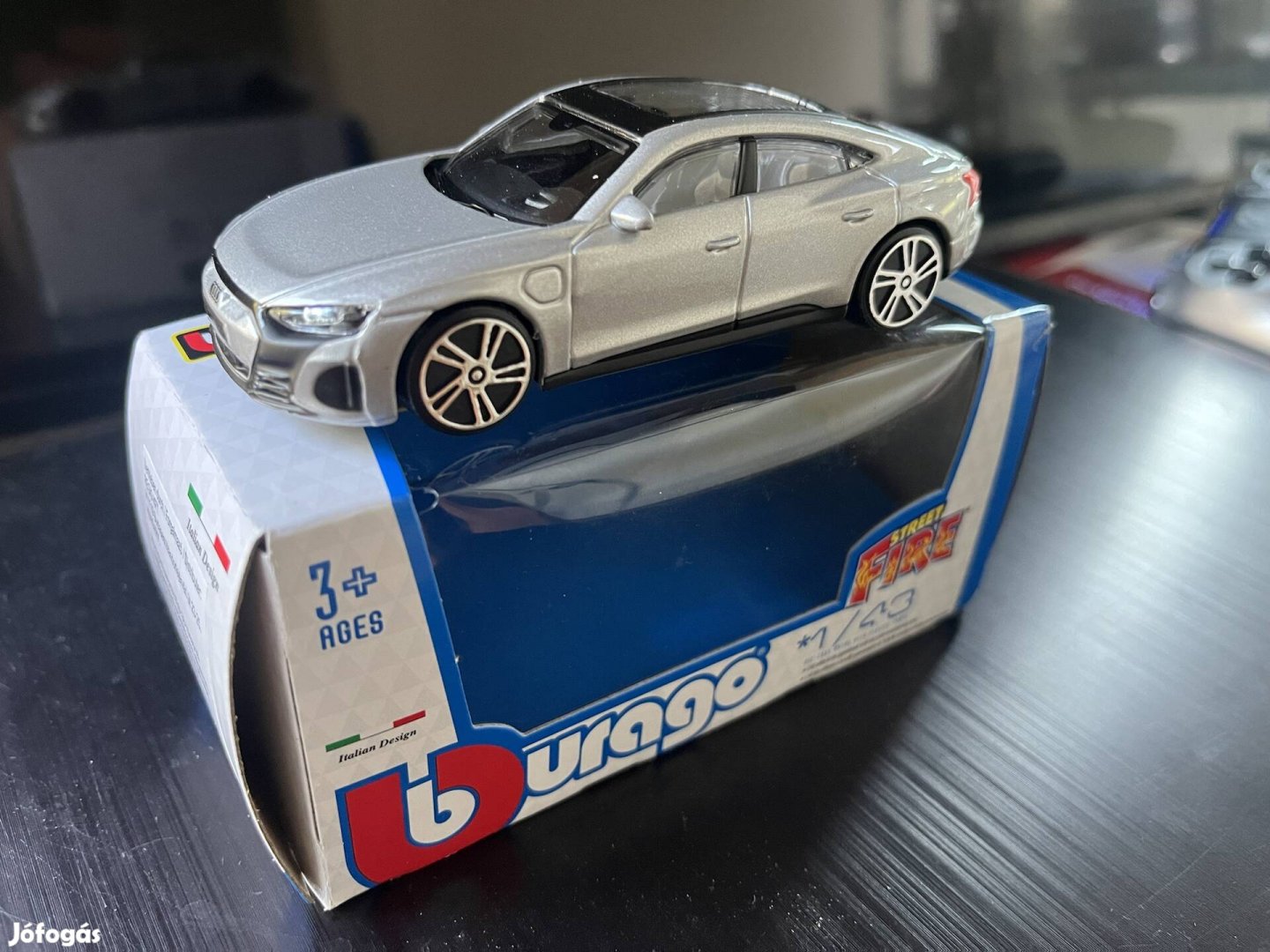 Bburago Audi RS e-tron GT 1/43 Új