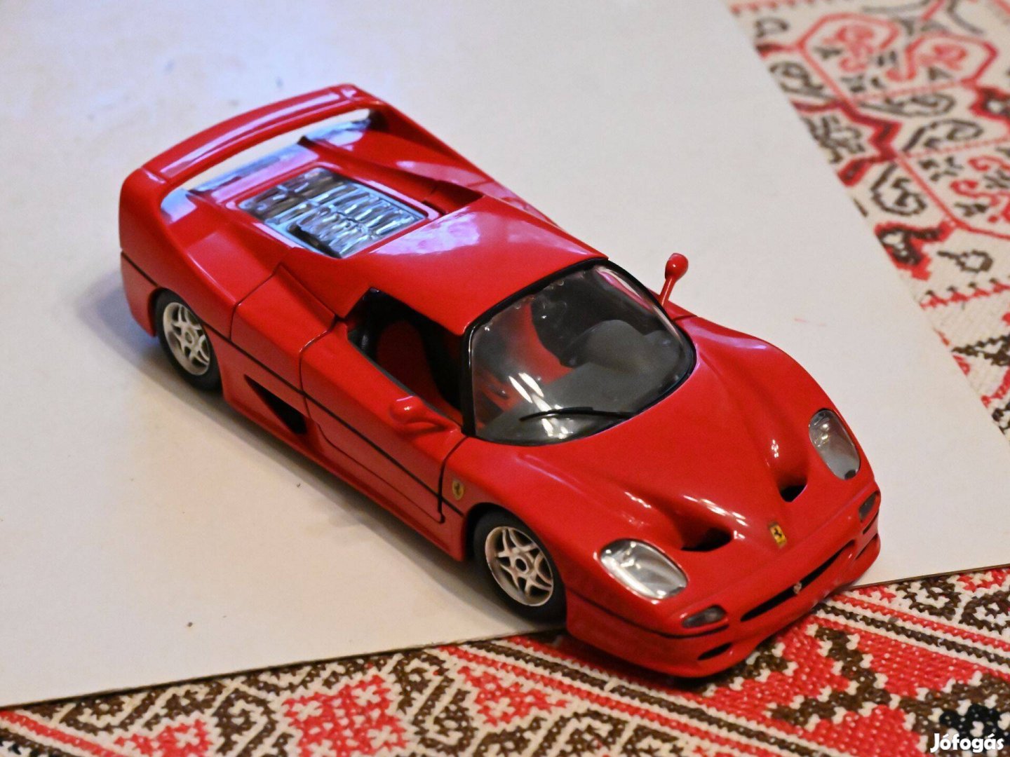 Bburago Ferrari F50 (1995) 1:24