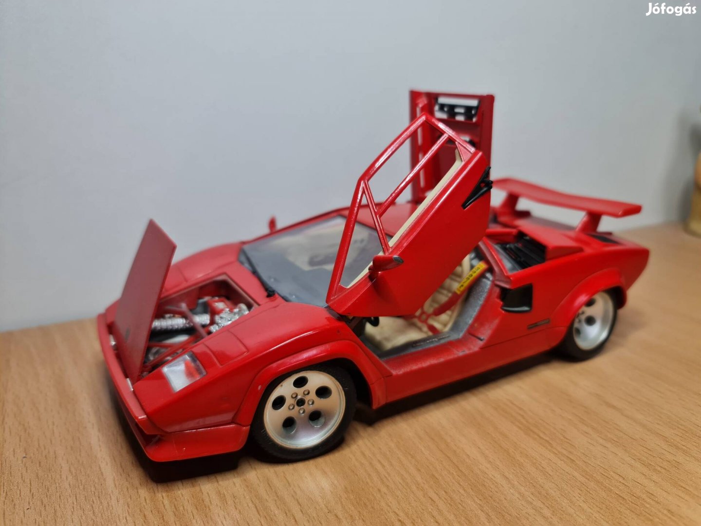 Bburago Lamborghini Countach 1/18