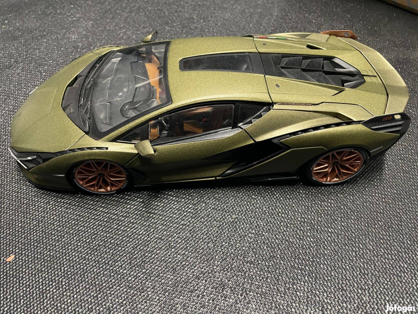 Bburago Lamborghini Sián FKP 37 1/18