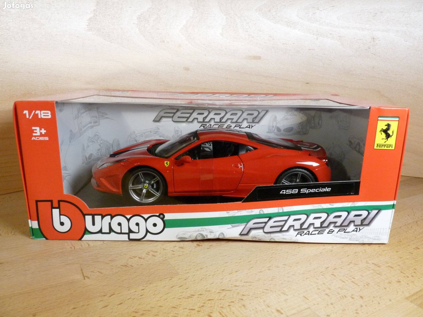 Bburago Race&Play 1/18 - Ferrari 458 Speciale