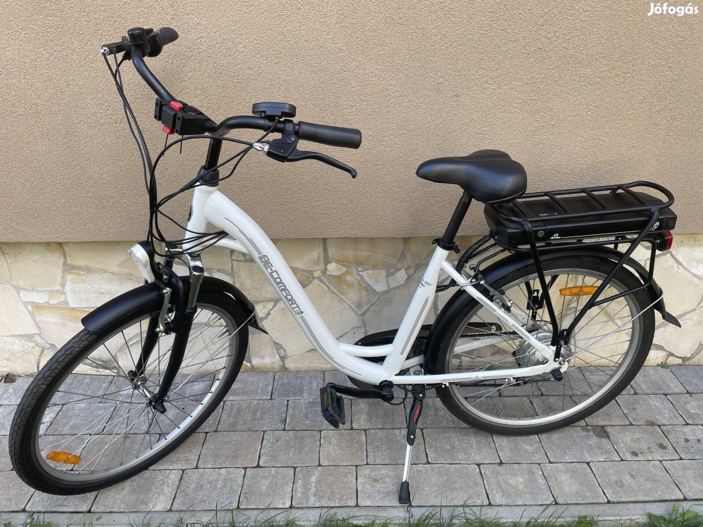 Be-Comfort ebike, elektromos kerékpár 26", hátsó agymotor, 36V (10Ah)